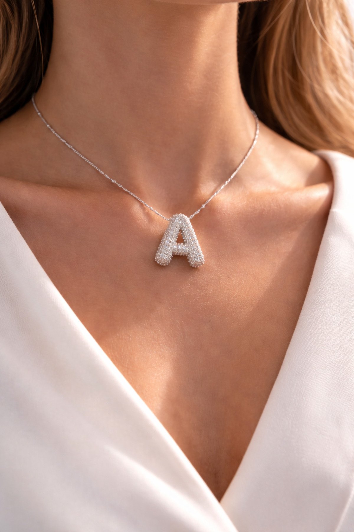Çelik Zincirli Zirkon Taşlı A Harfli Gümüş Renk Bubble Kolye