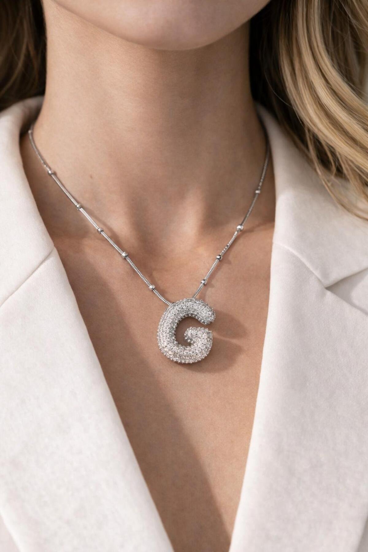 Çelik Zincirli Zirkon Taşlı G Harfli Gümüş Renk Bubble Kolye