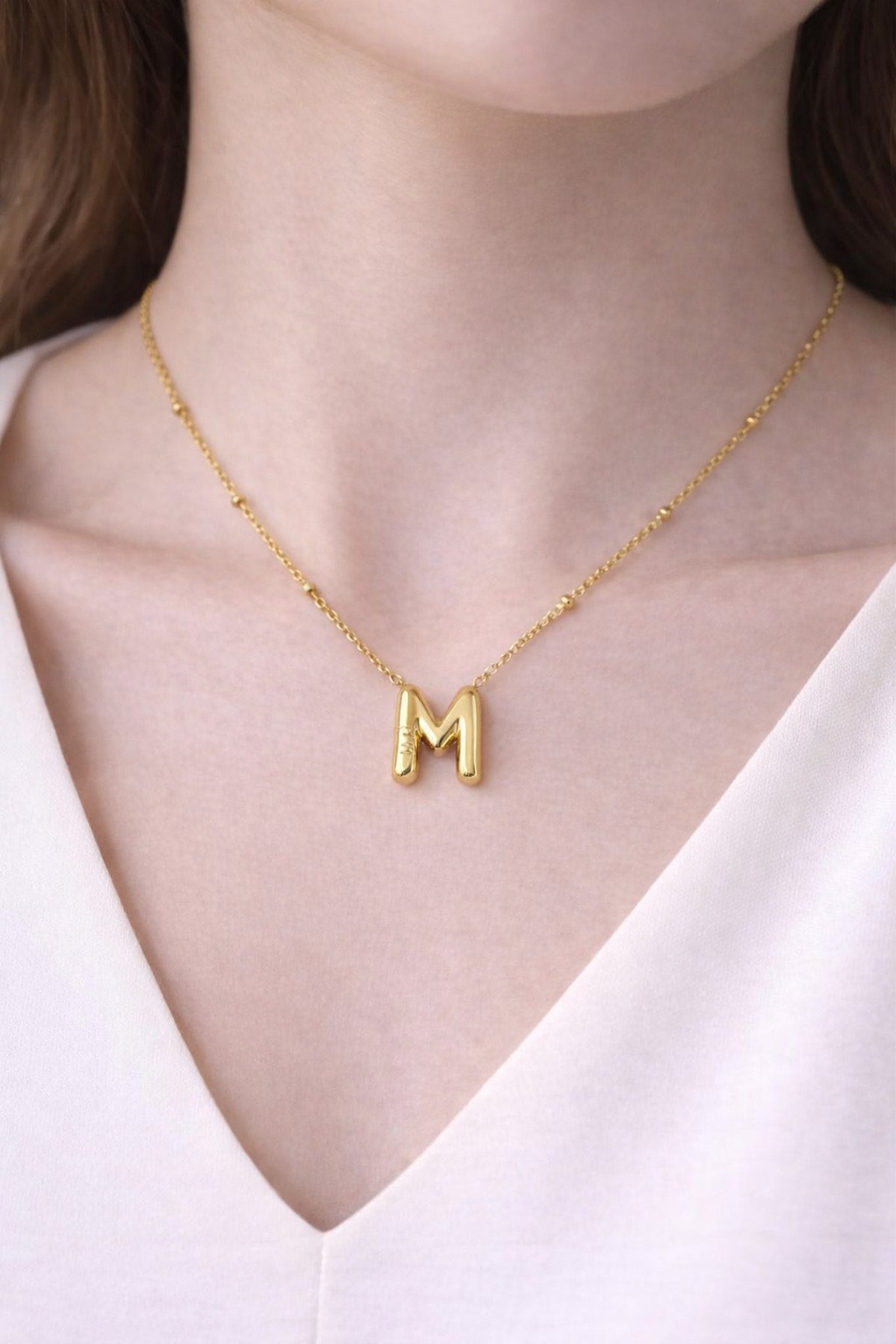 M HARFLİ BALON MODEL ÇELİK KOLYE