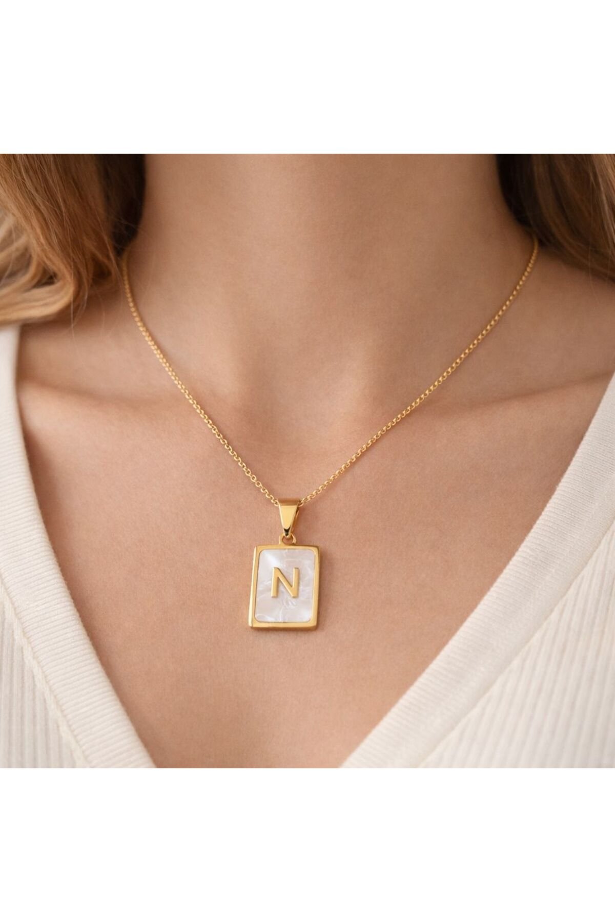 Çelik sedefli N harfli kolye