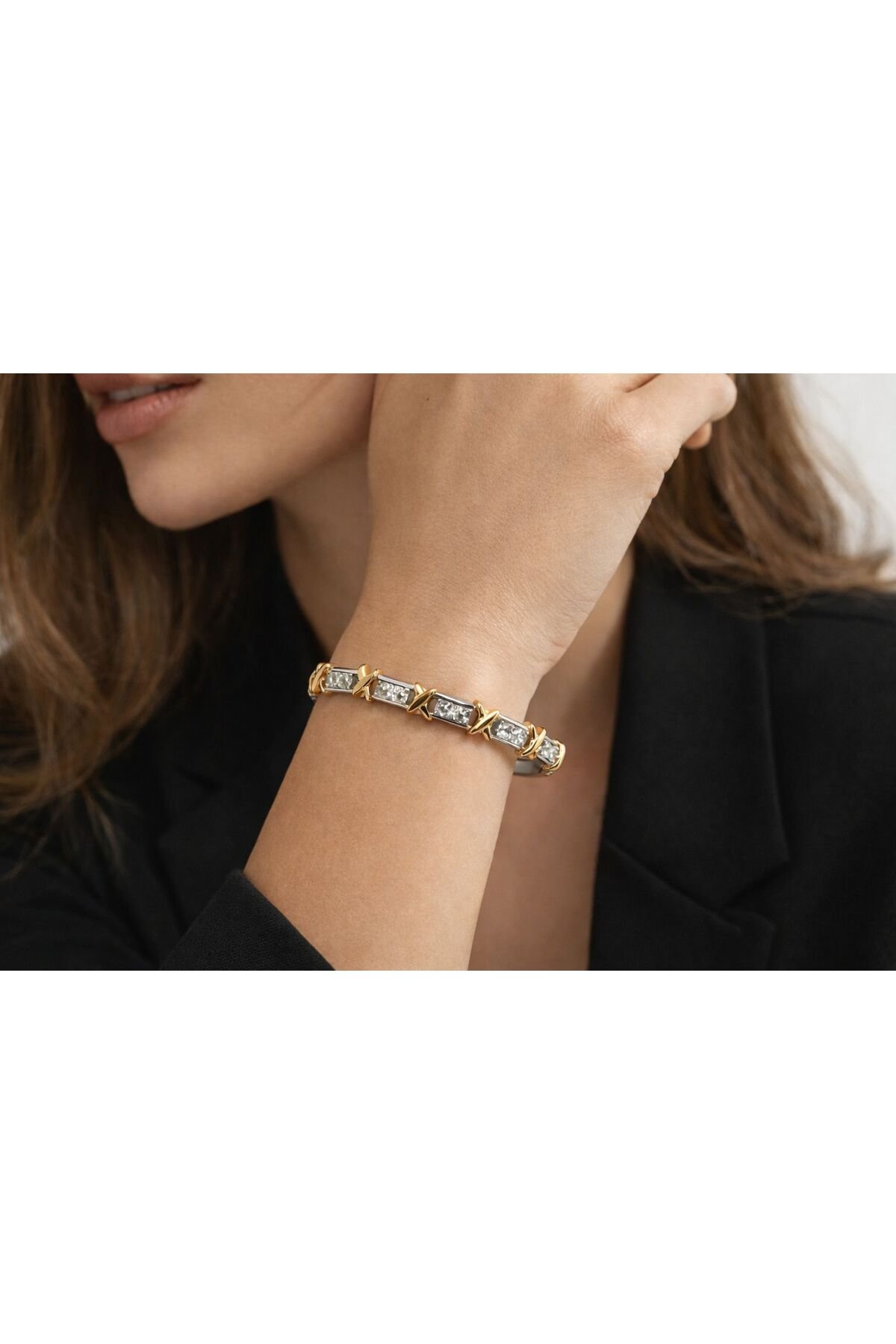 Taş Detaylı Modern Kadın Bileklik