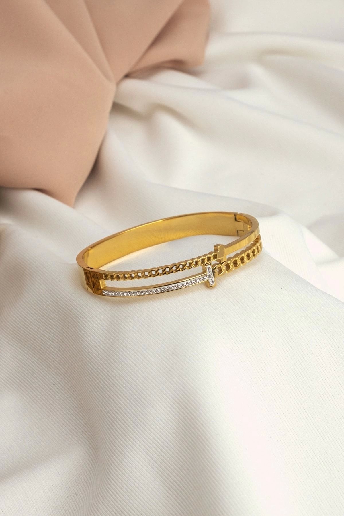 Gold Zirkon Taşlı Çelik Kelepçe