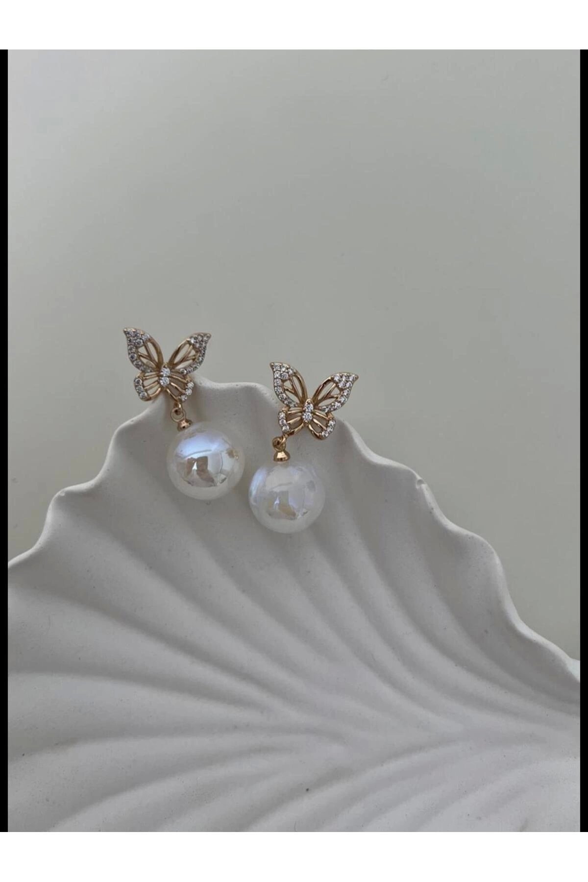 Xupıng İnci Detaylı Kelebek Küpe