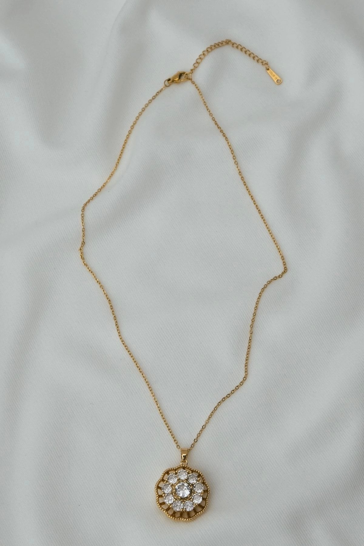 Women's Stress Steel Swivel Necklace