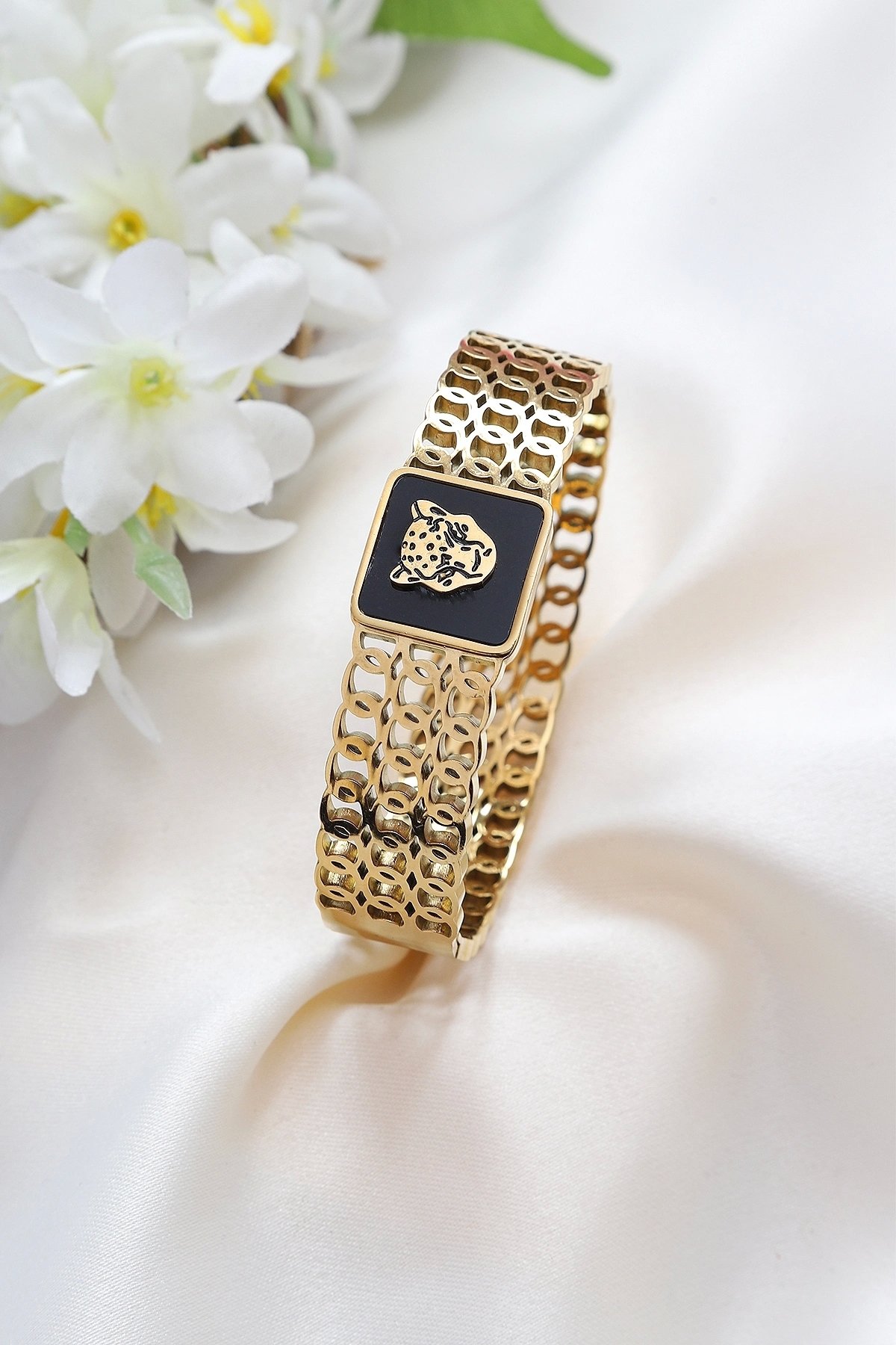 Leopar Desenli Çelik Kelepçe