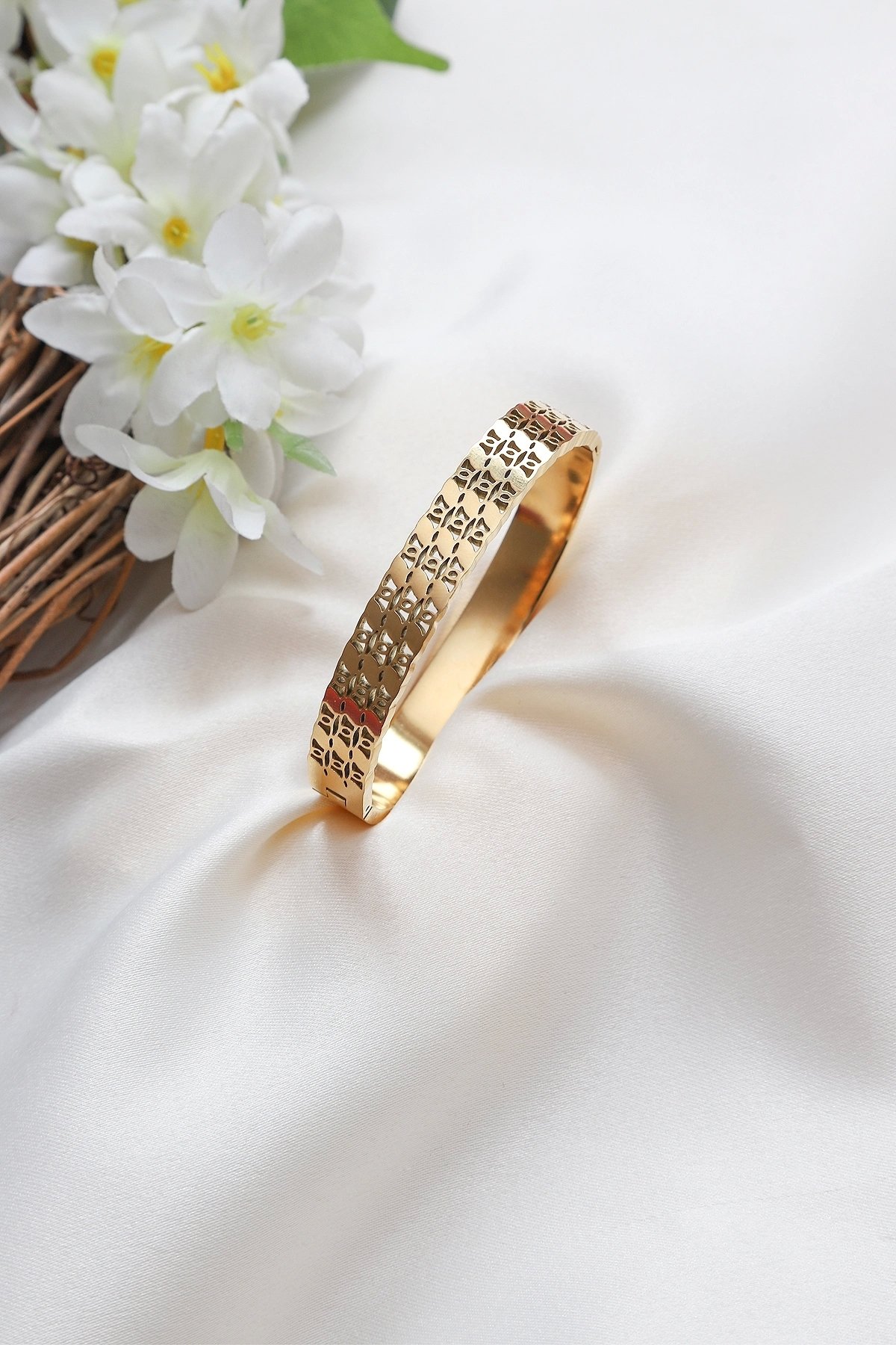 Örme Çelik Kelepçe