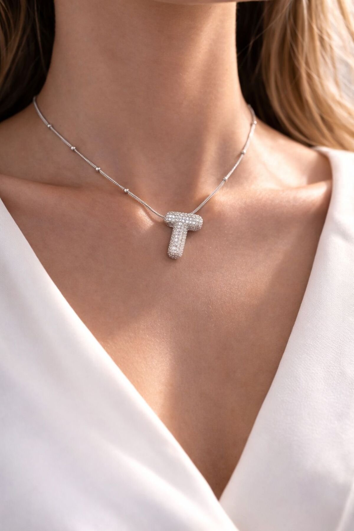 Çelik Zincirli Zirkon Taşlı T Harfli Gümüş Renk Bubble Kolye