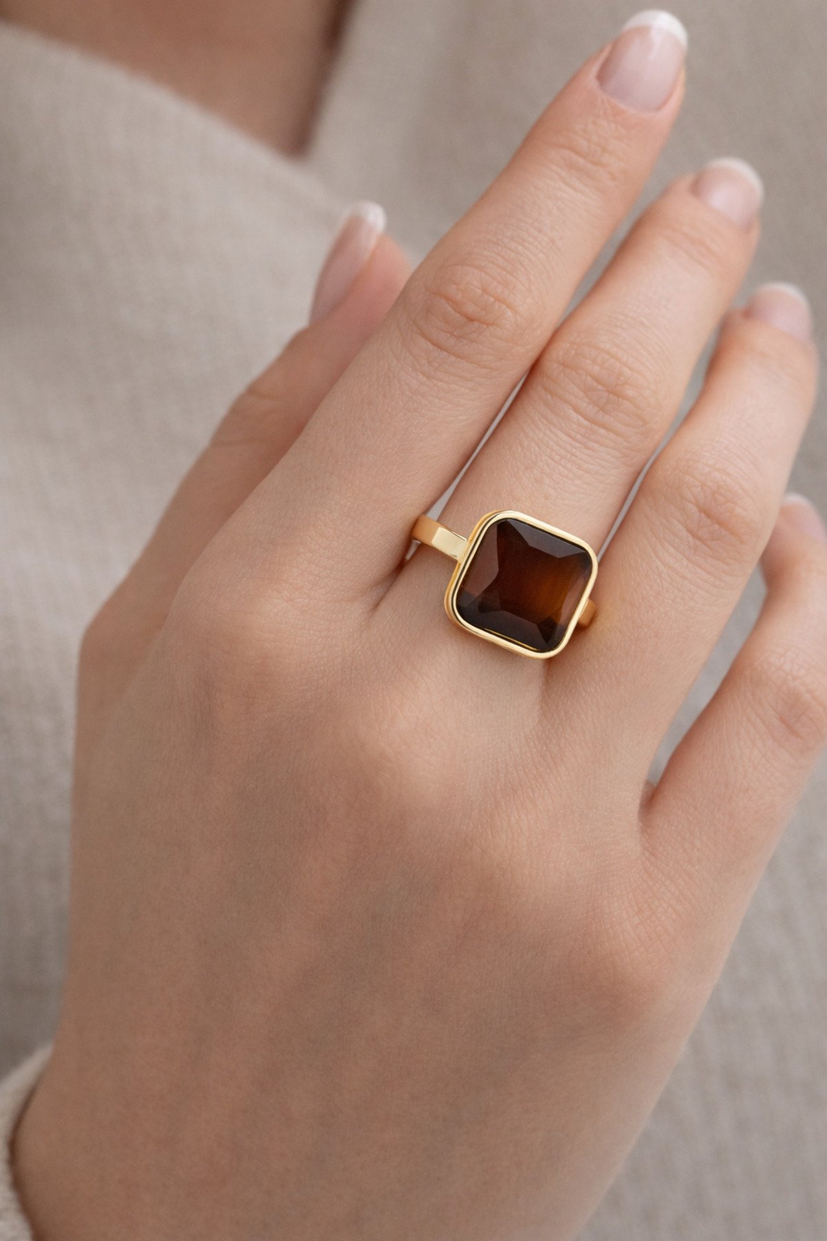 Çelik Gold Kahverengi Taşlı Yüzük