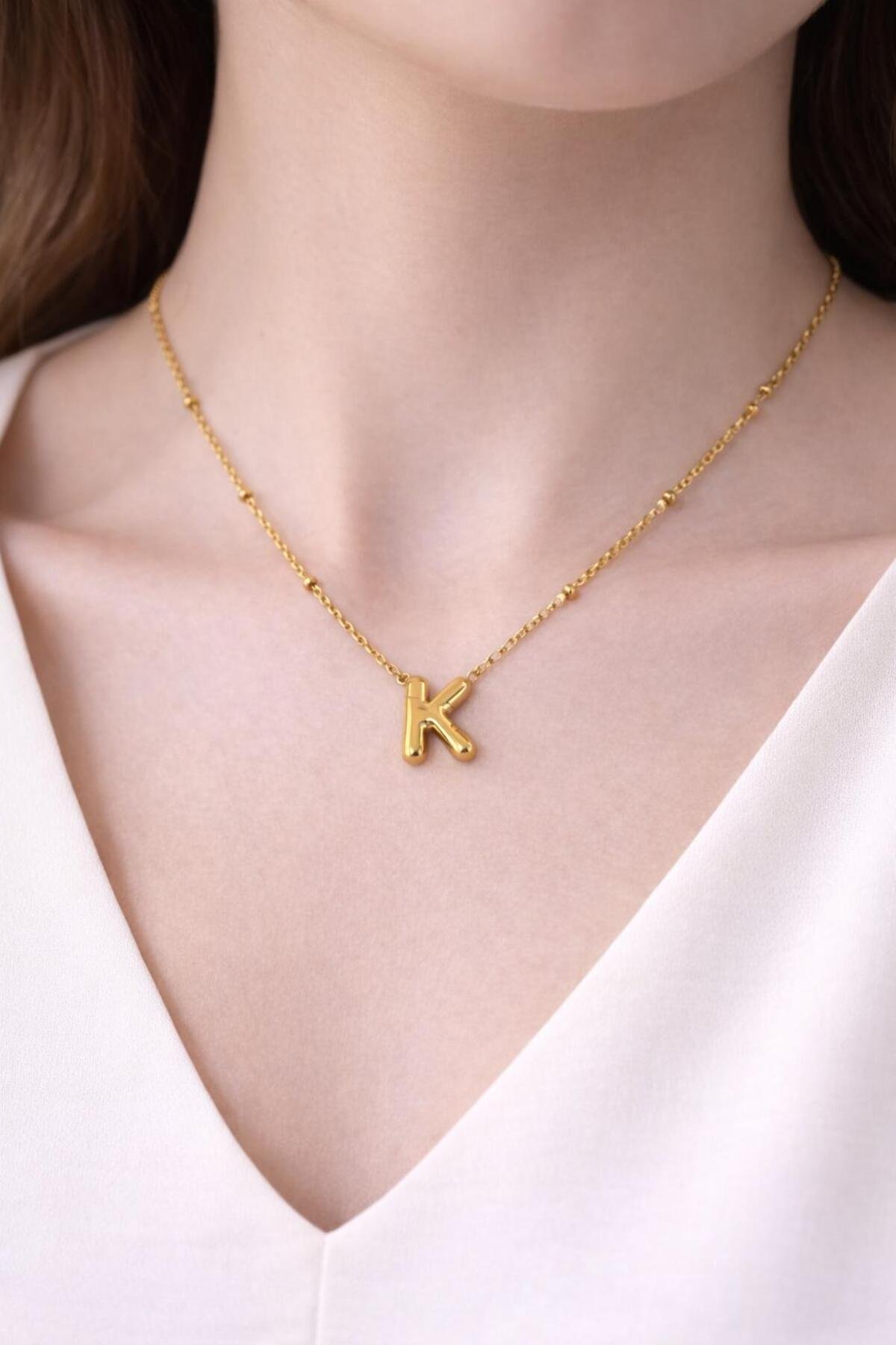 B HARFLİ BALON MODEL ÇELİK KOLYE