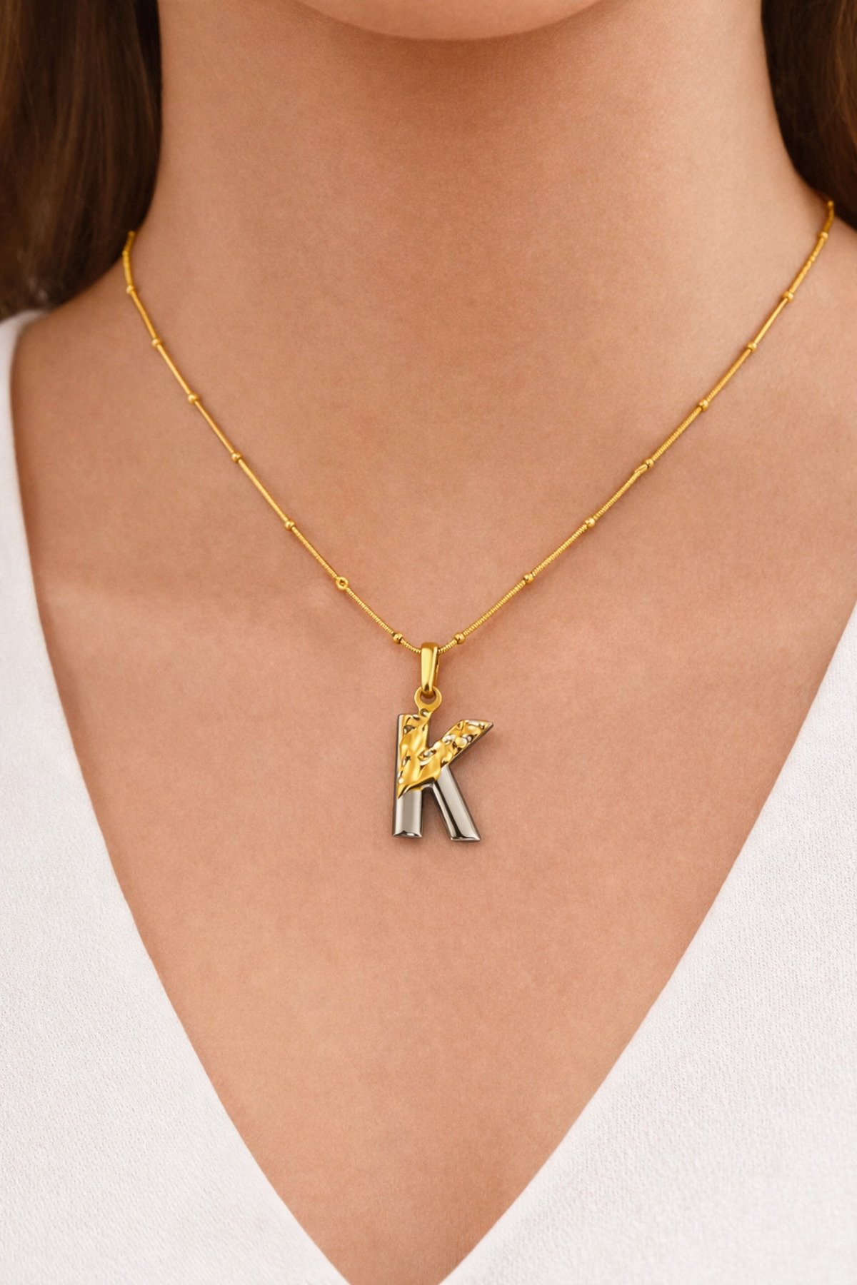 ÇİFT RENKLİ K HARFLİ ÇELİK KOLYE