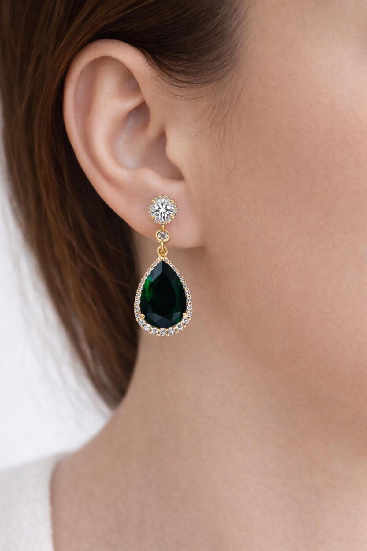 YEŞİL KRİSTAL TAŞLI XUPİNG KÜPE