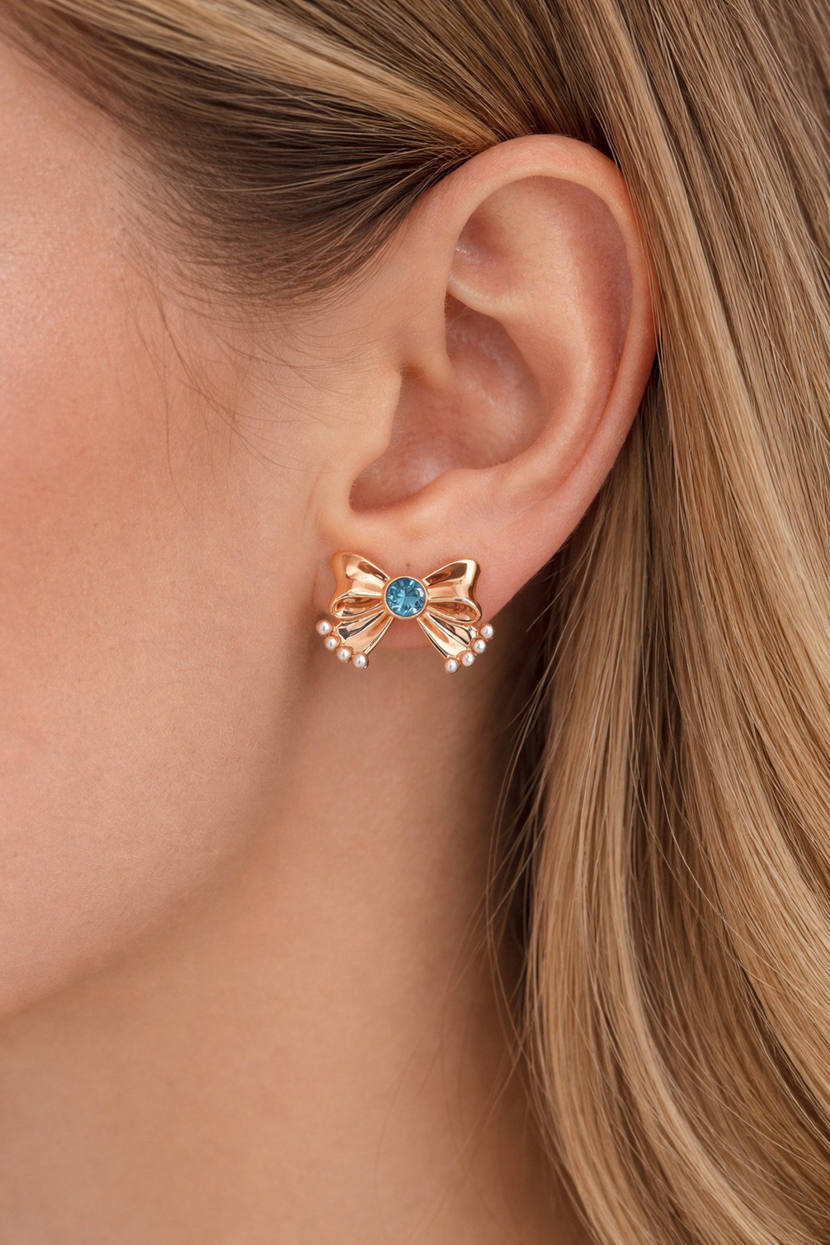 Xuping Mavi Taşlı Fiyonk Küpe