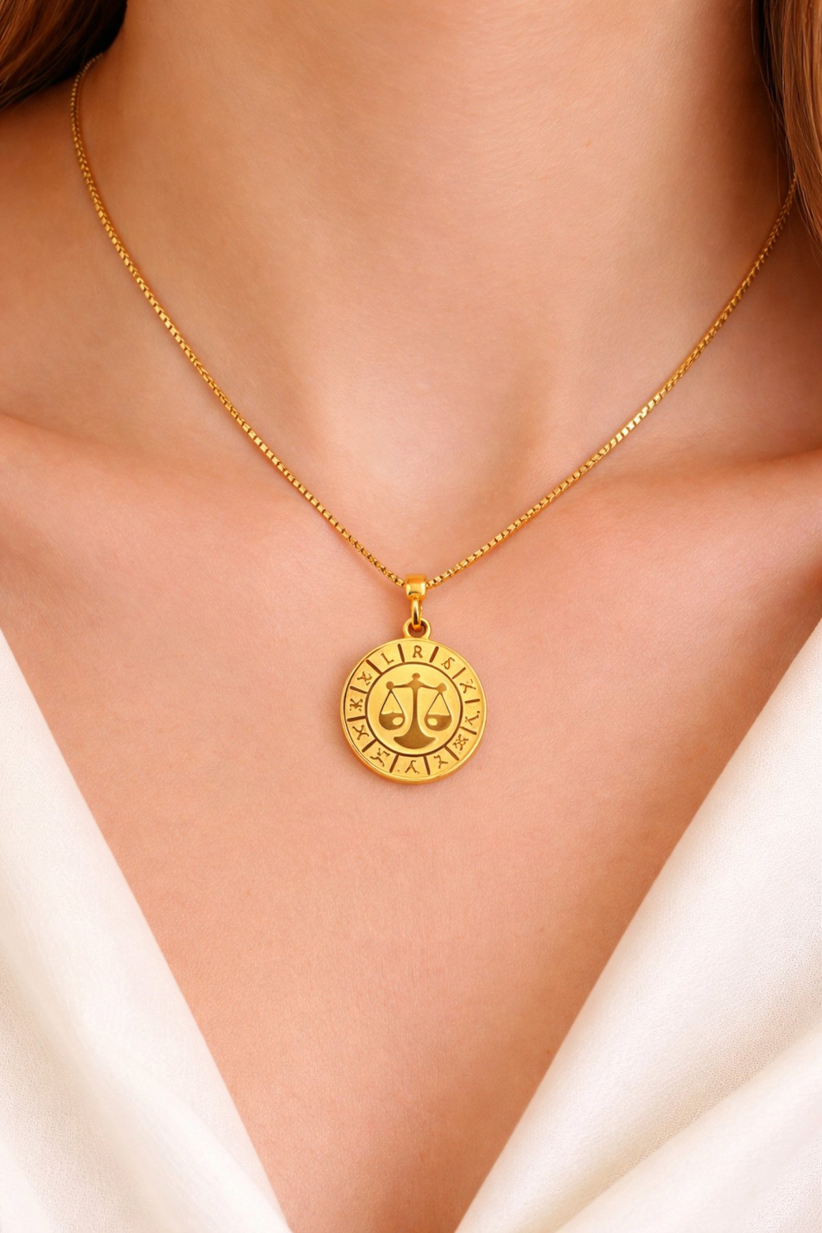 TERAZİ BURCU ÇELİK KOLYE