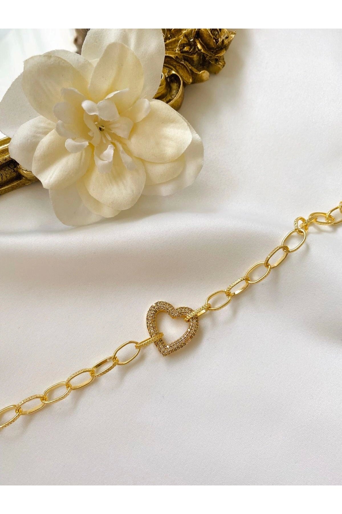 Kalp Detaylı Kaplama Kadın Bileklik