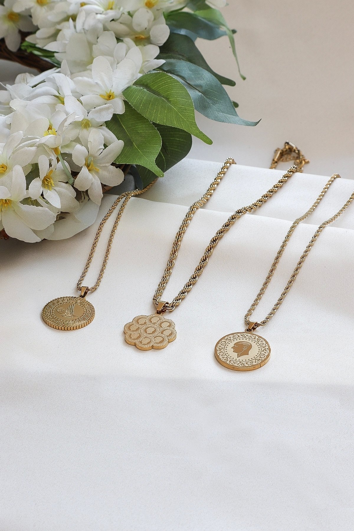 Atatürk Burgulu Çelik Kolye