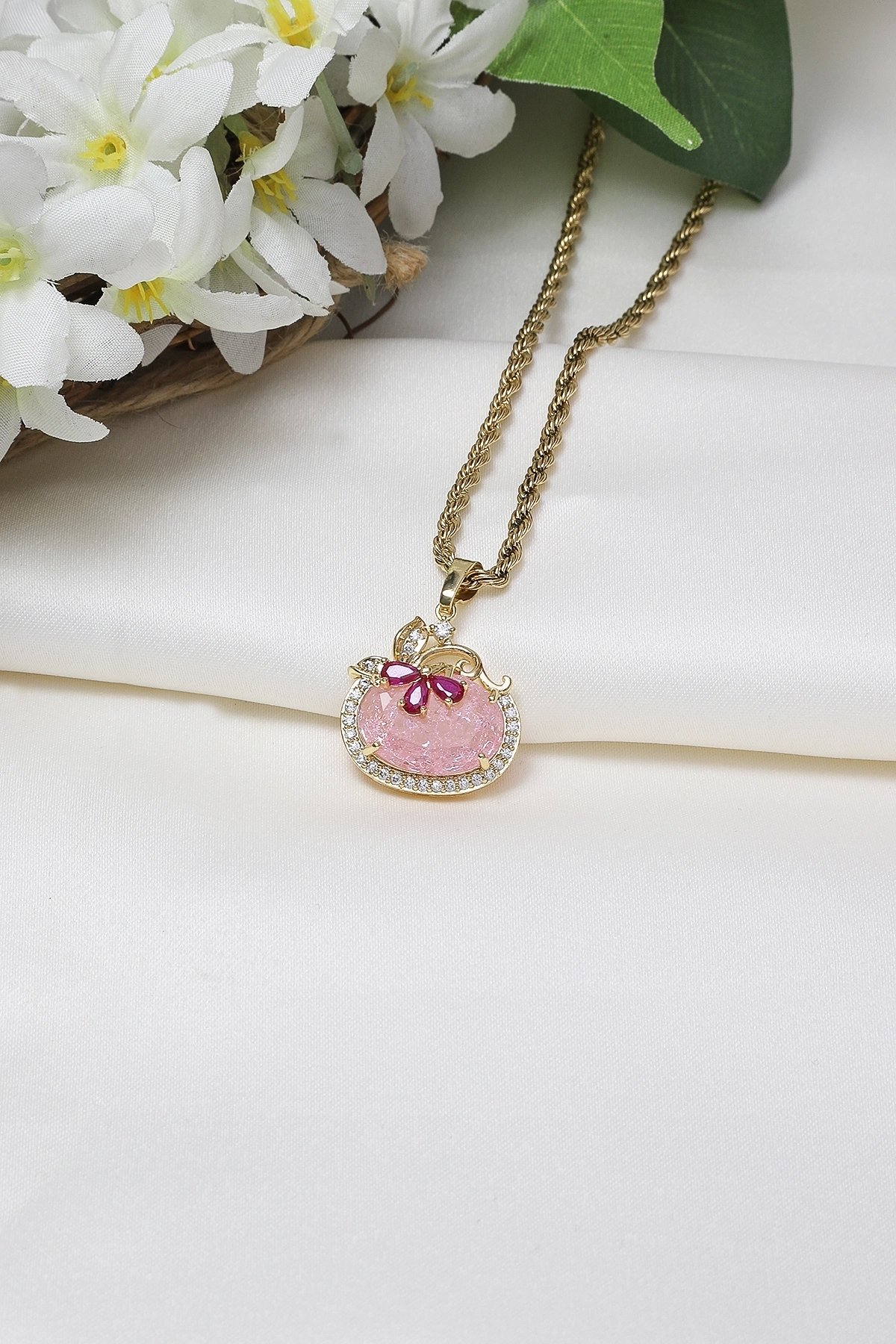 Pembe Taşlı Bombeli Çelik Kolye