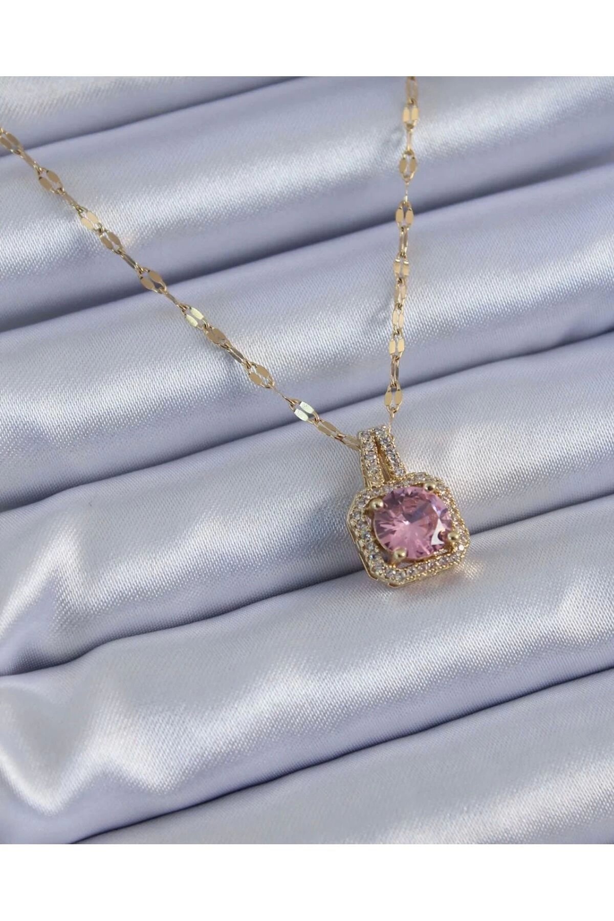 Çelik Gold Renk Pembe Zirkon Taş Model Kadın Kolye