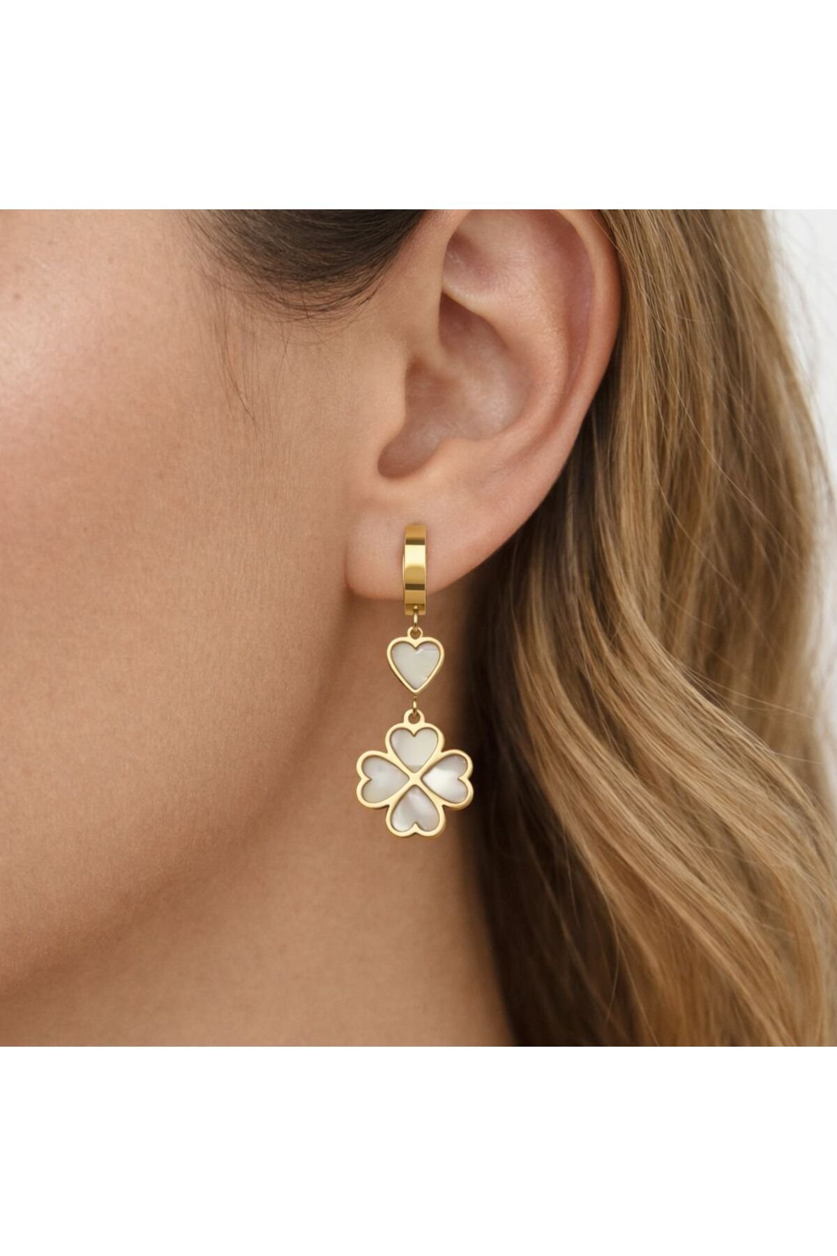 Kalp Yonca Çelik Küpe Kadın