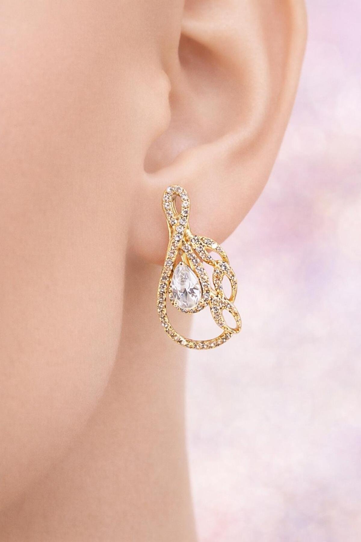 Xuping Gold Taşlı Zarif Küpe