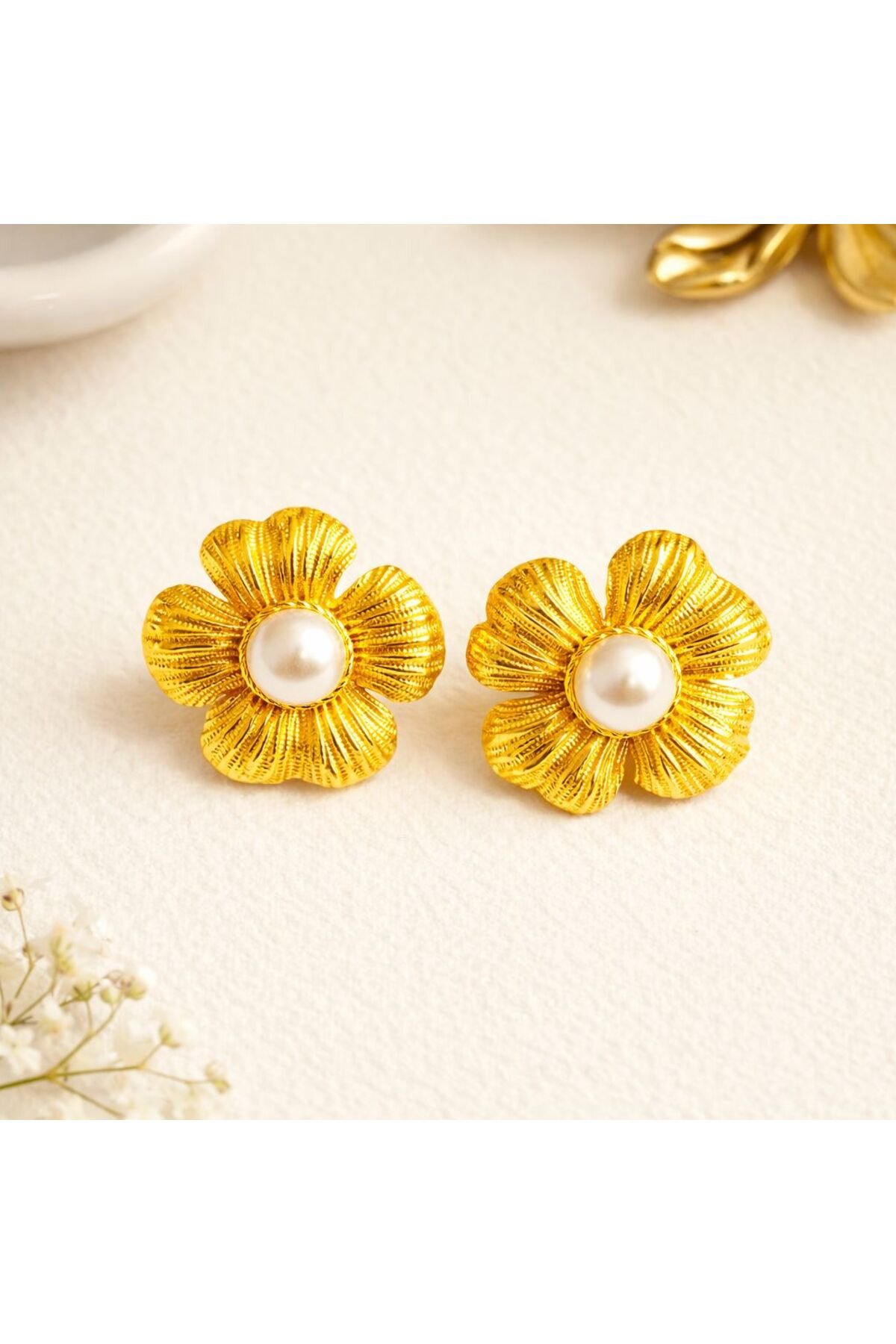 Çelik İncili Çiçek Küpe