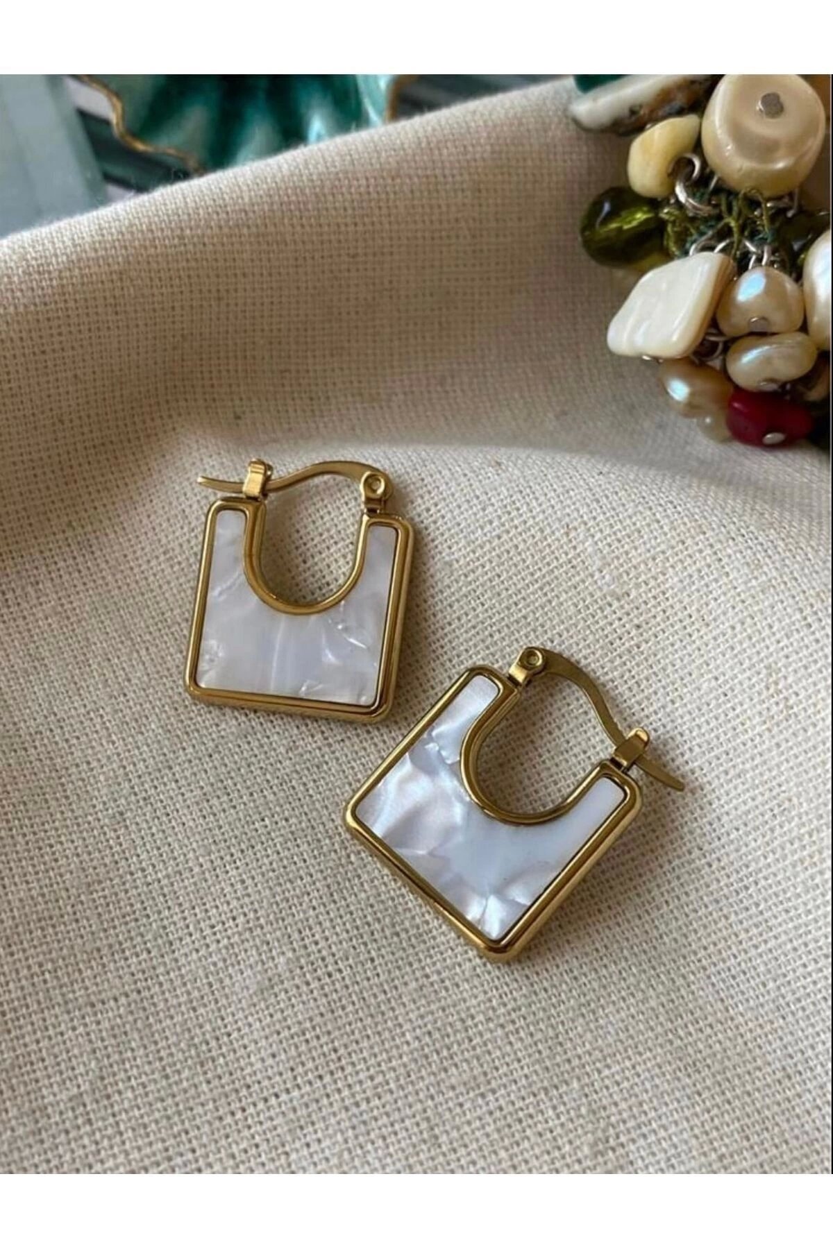 Çelik U Baget Taş Küpe