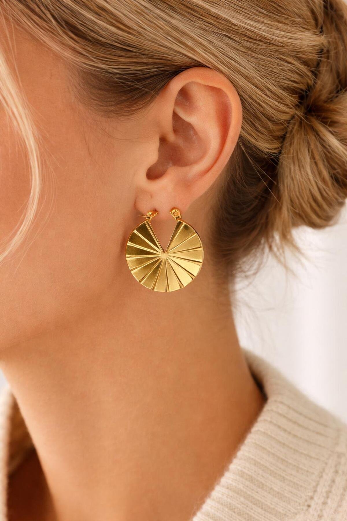 Lüfter Çelik Küpe